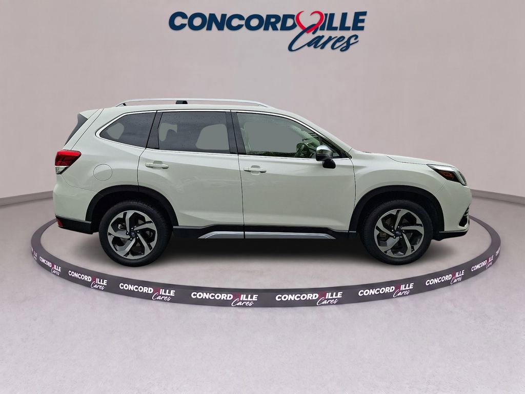 Certified 2022 Subaru Forester Touring AWD/4WD image 8