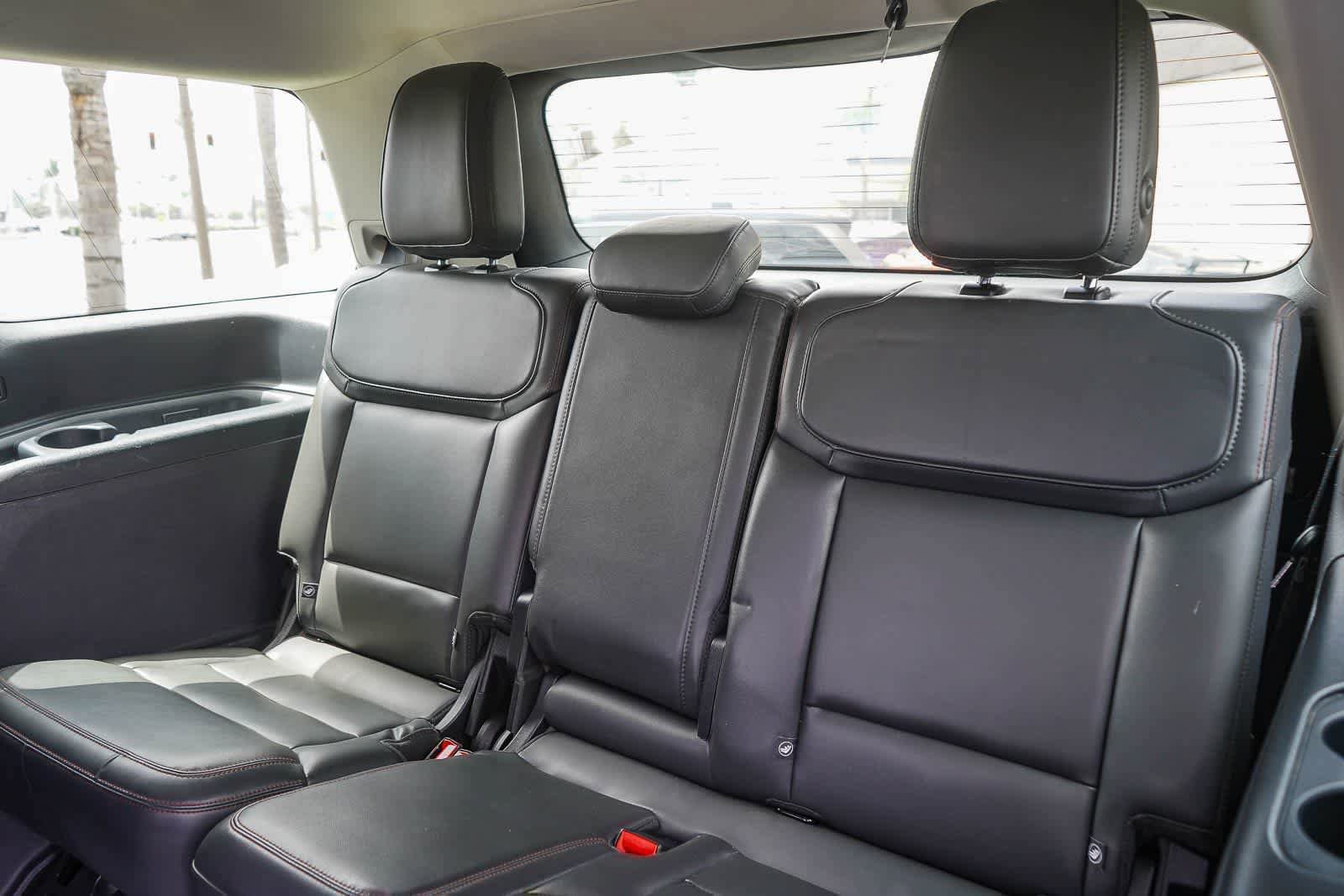 Used 2025 Ford Expedition Active RWD image 19