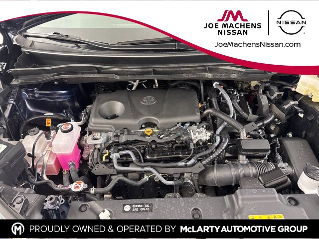 Used 2025 Toyota Sienna LE image 30