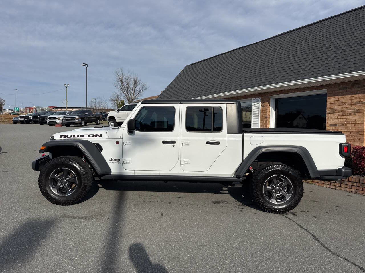 Used 2020 Jeep Gladiator Rubicon w/ Cold Weather Group image 11