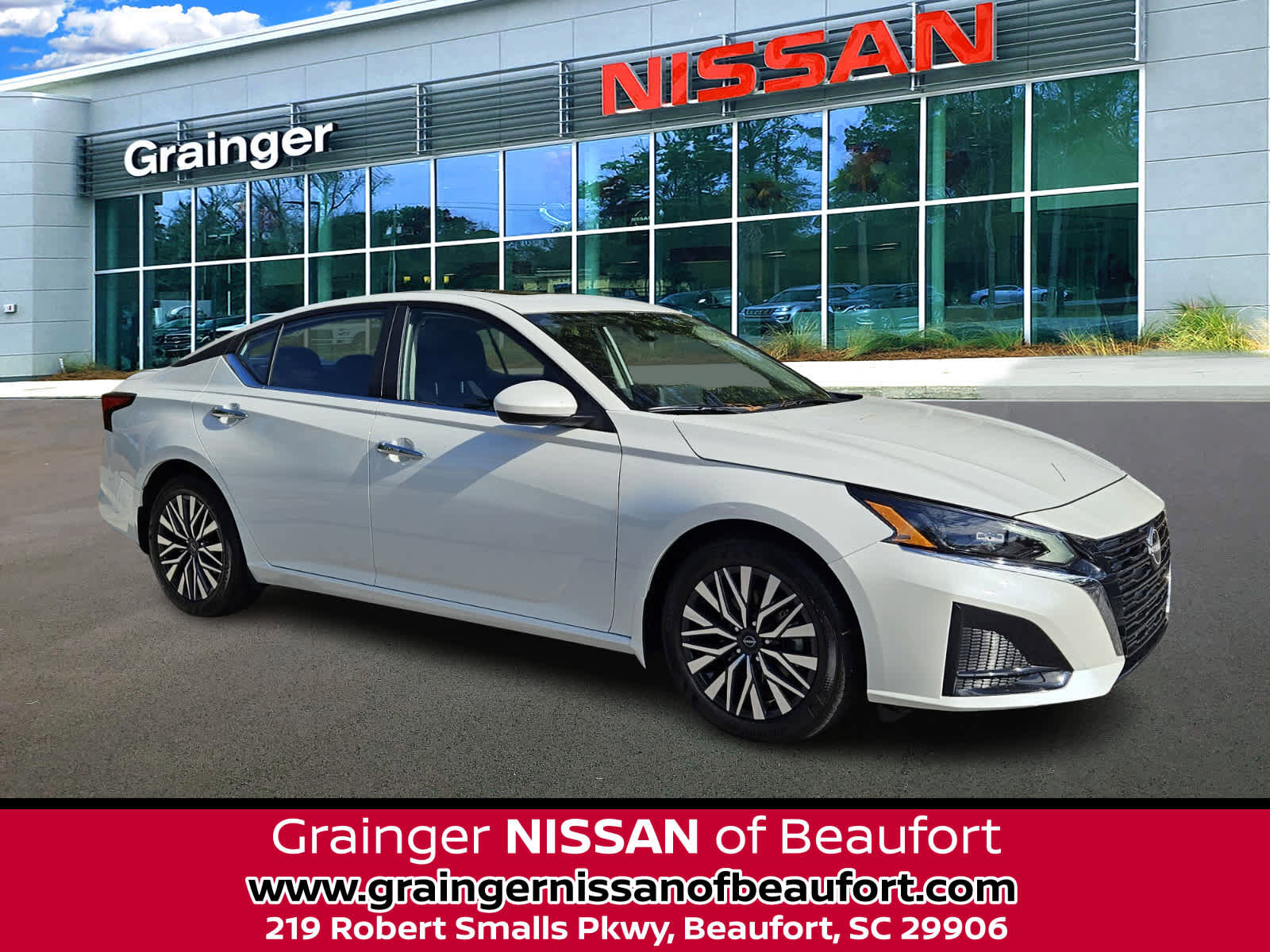 Used 2024 Nissan Altima 2.5 SV w/ SV Premium Package
