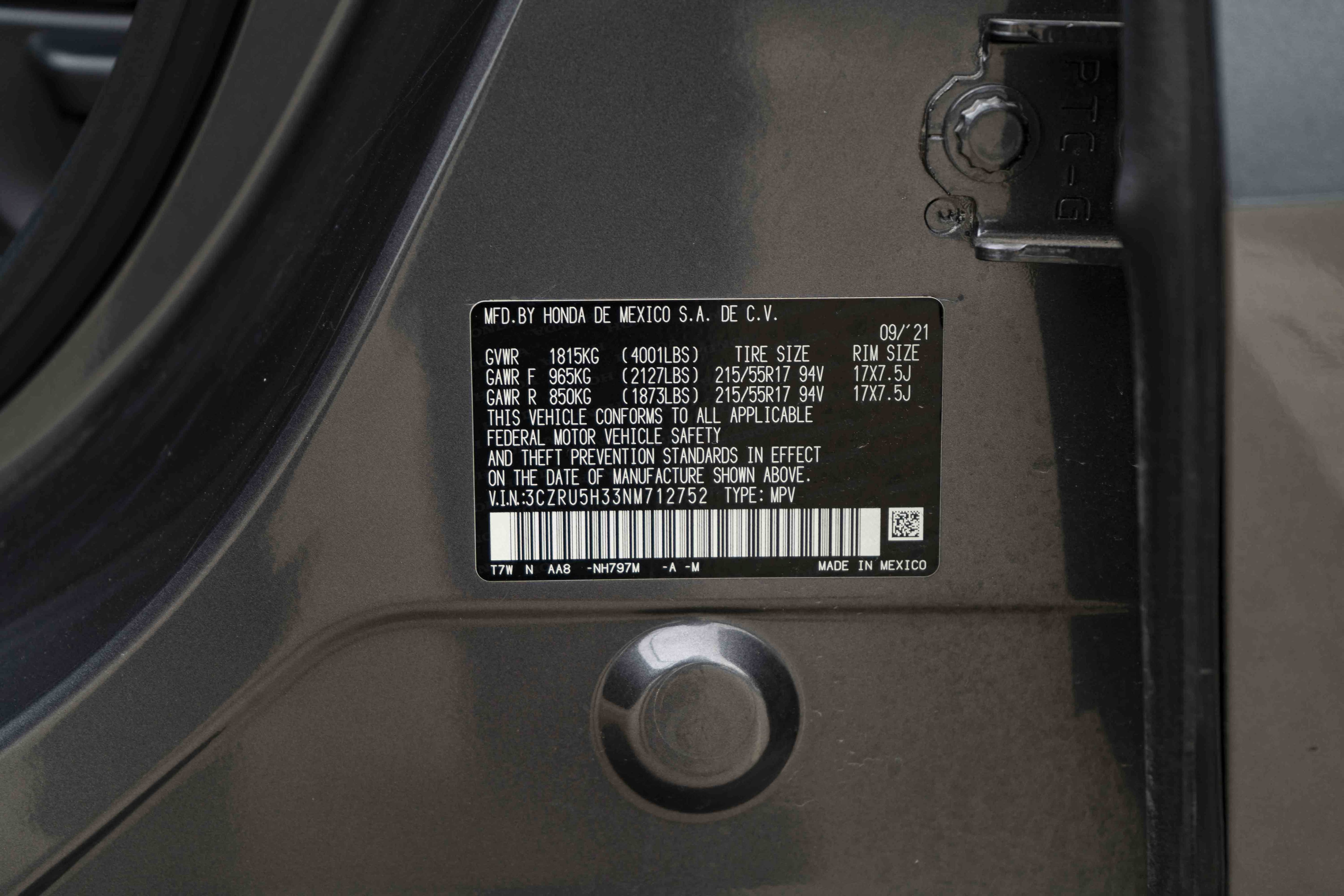 Certified 2022 Honda HR-V LX image 40