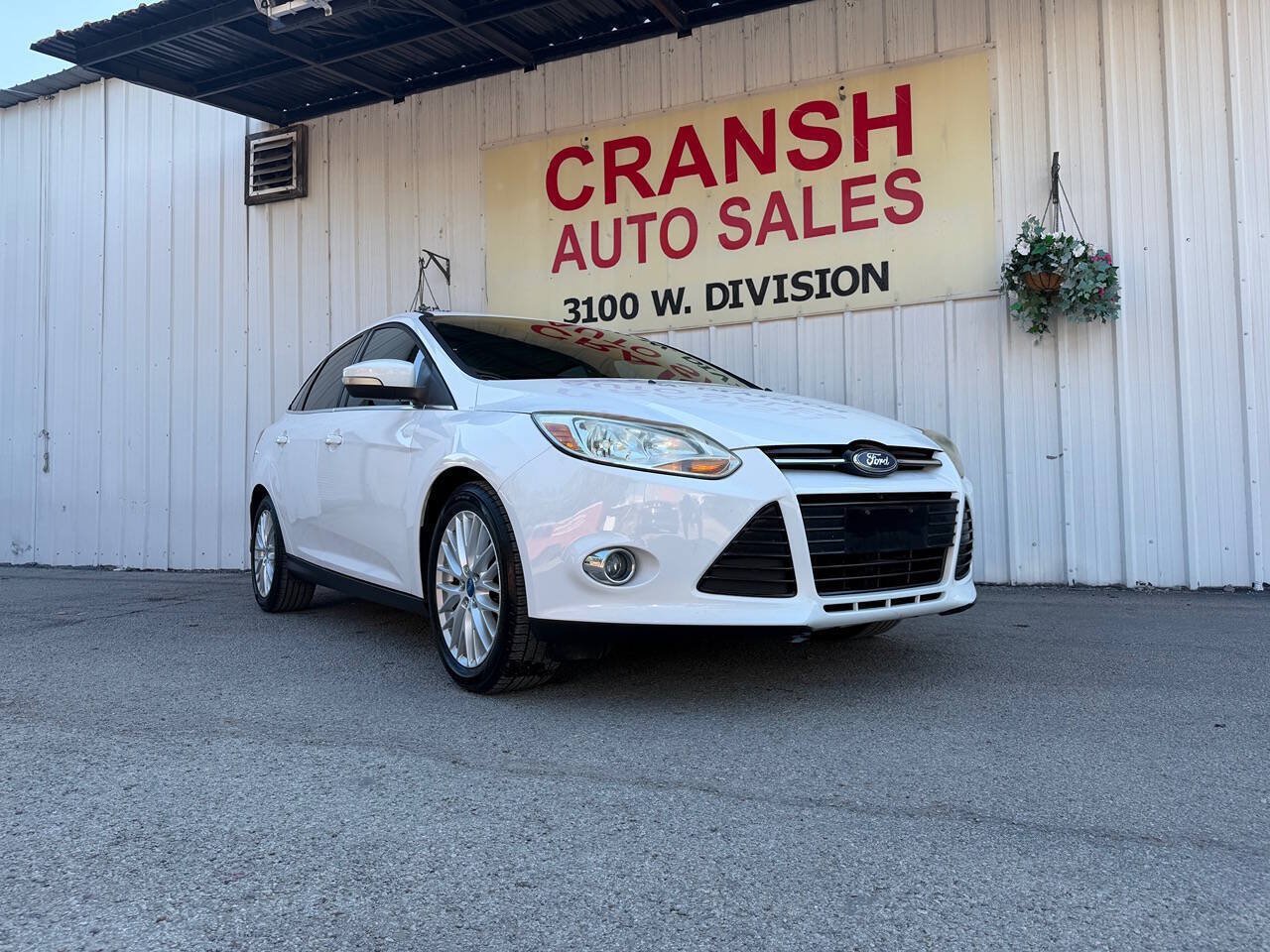 Used 2012 Ford Focus SEL FWD image 2