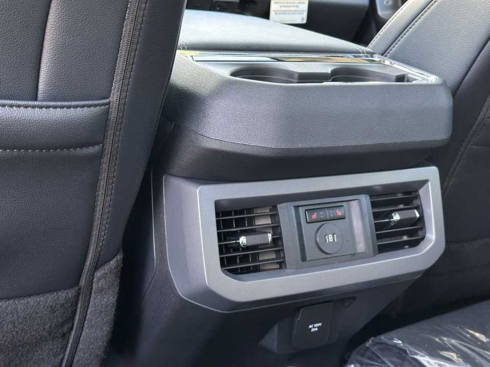 New 2025 Ford F350 Lariat w/ Lariat Ultimate Package image 21