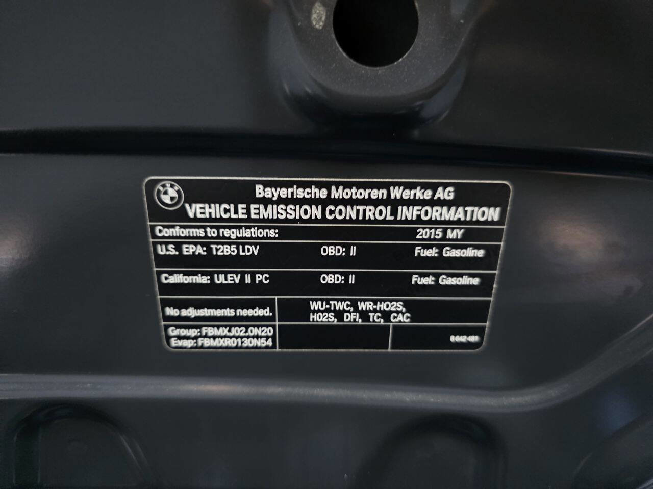 Used 2015 BMW 320i Sedan w/ Driver Assistance Package image 28