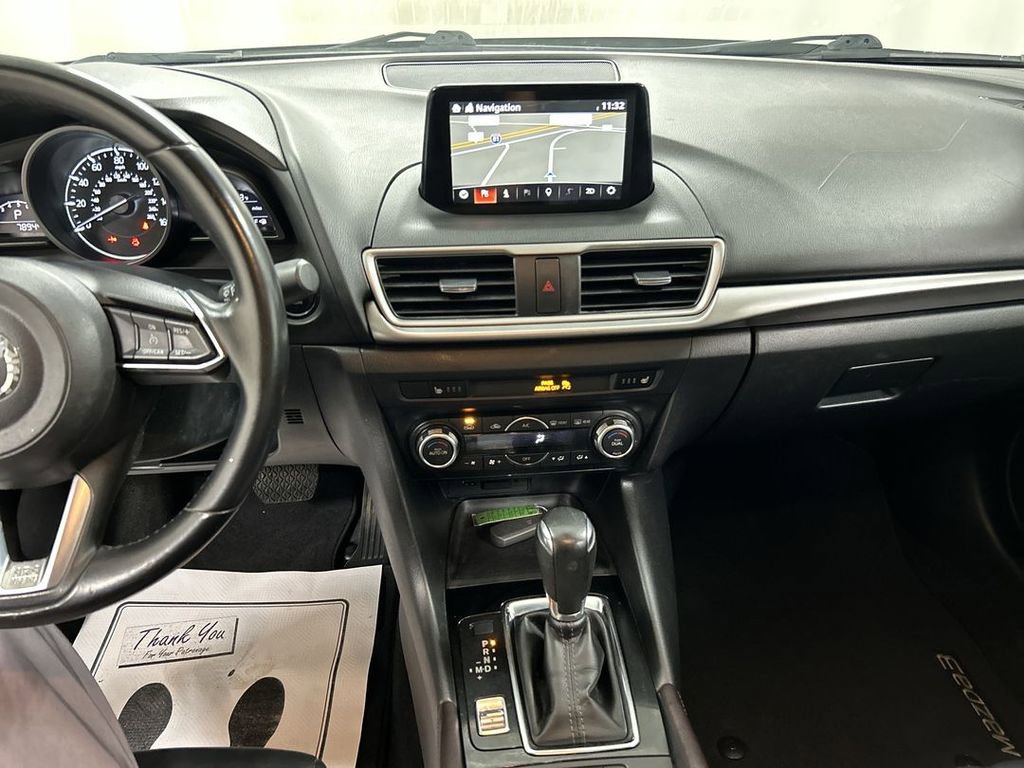 Used 2017 MAZDA MAZDA3 Touring FWD image 19