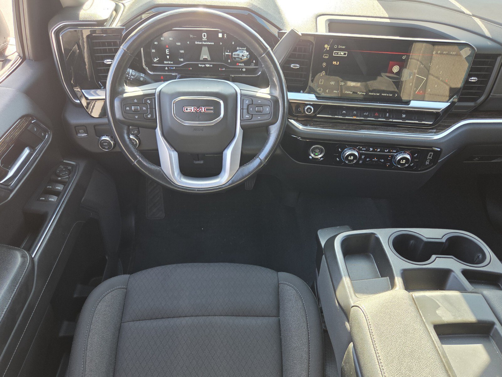 Used 2022 GMC Sierra 1500 Elevation RWD image 11