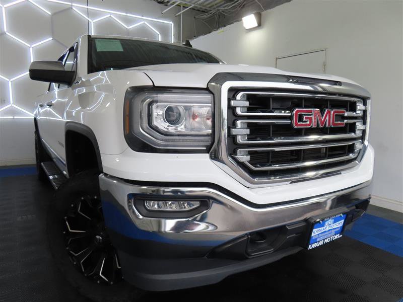 Used 2018 GMC Sierra 1500 SLT w/ SLT Premium Package image 3
