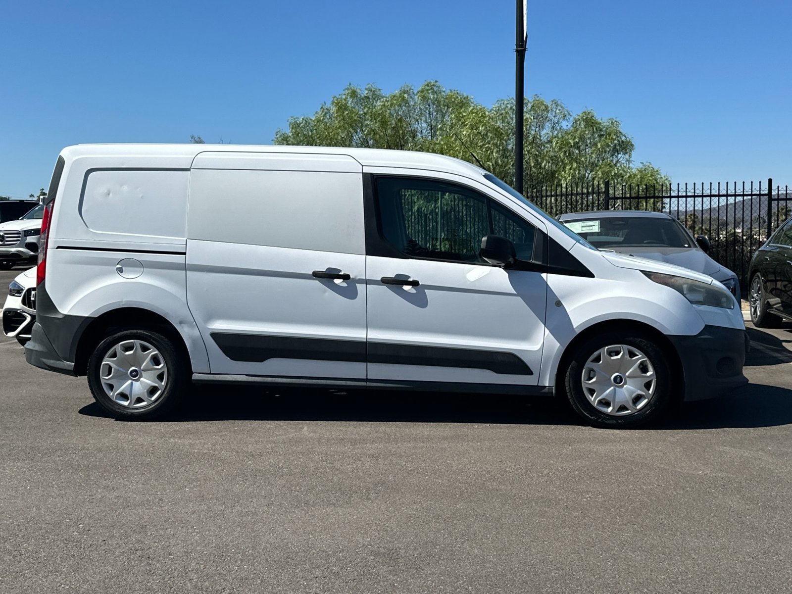 Used 2015 Ford Transit Connect XL FWD image 2