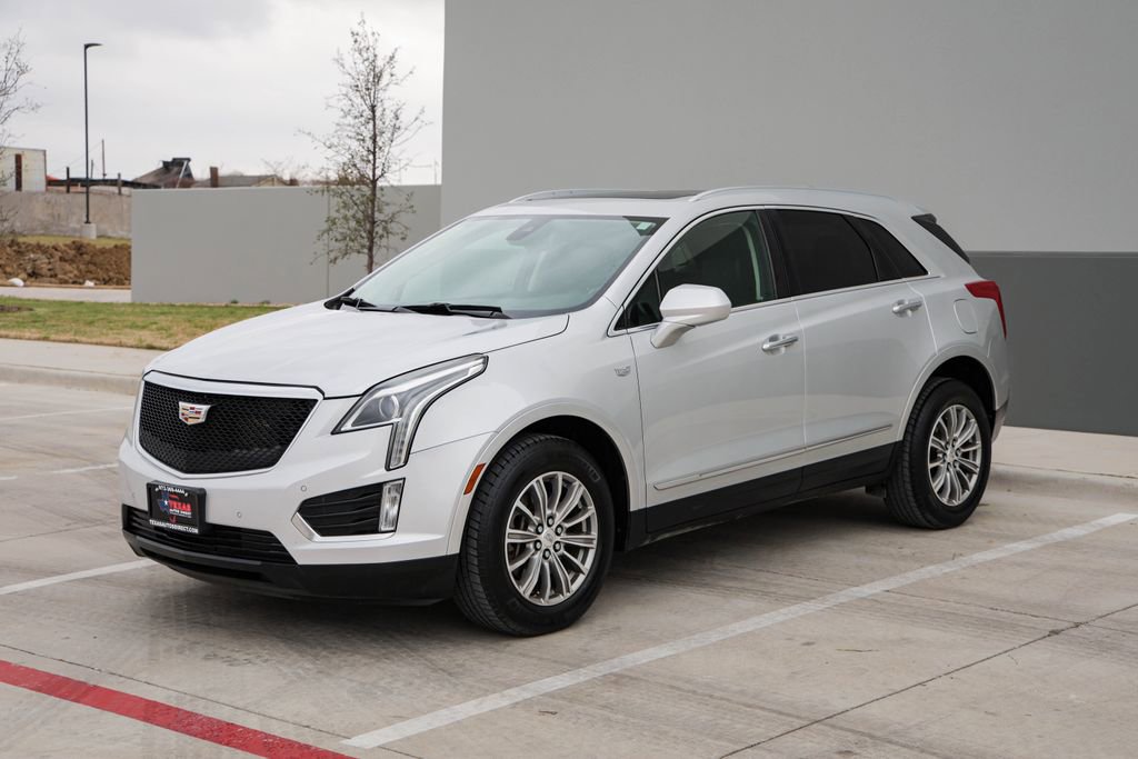 Used 2017 Cadillac XT5 Luxury w/ Driver Awareness Package FWD image 4