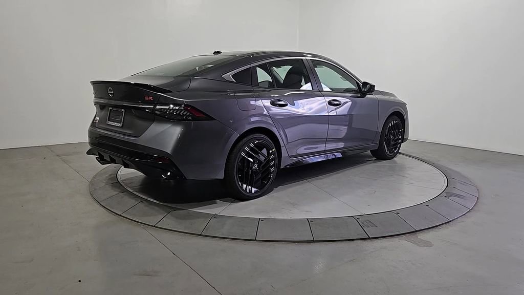 New 2026 Nissan Sentra SR image 5