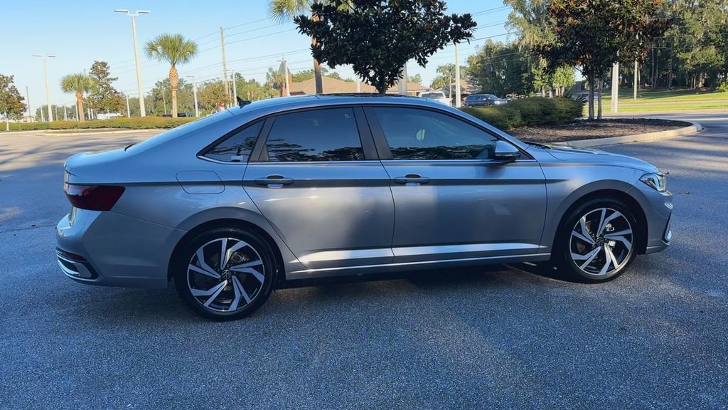 New 2026 Volkswagen Jetta SEL image 9