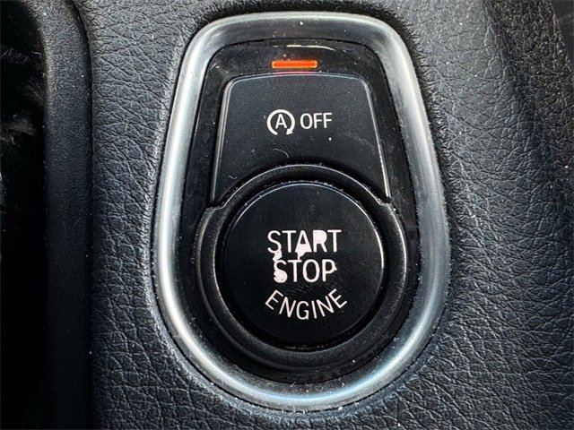 Used 2014 BMW 320i xDrive Sedan image 19
