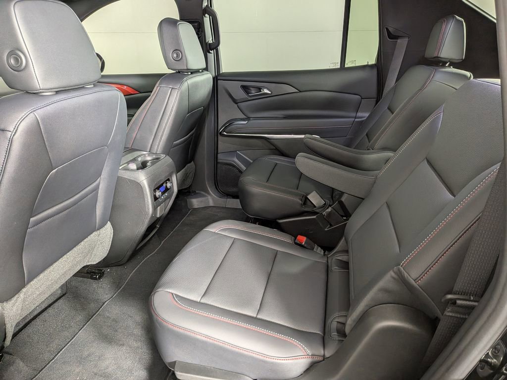 New 2026 Chevrolet Traverse Z71 w/ Driver Confidence Package image 44