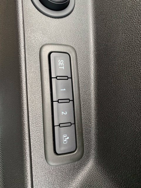 Used 2024 Chevrolet Equinox Premier AWD/4WD image 15