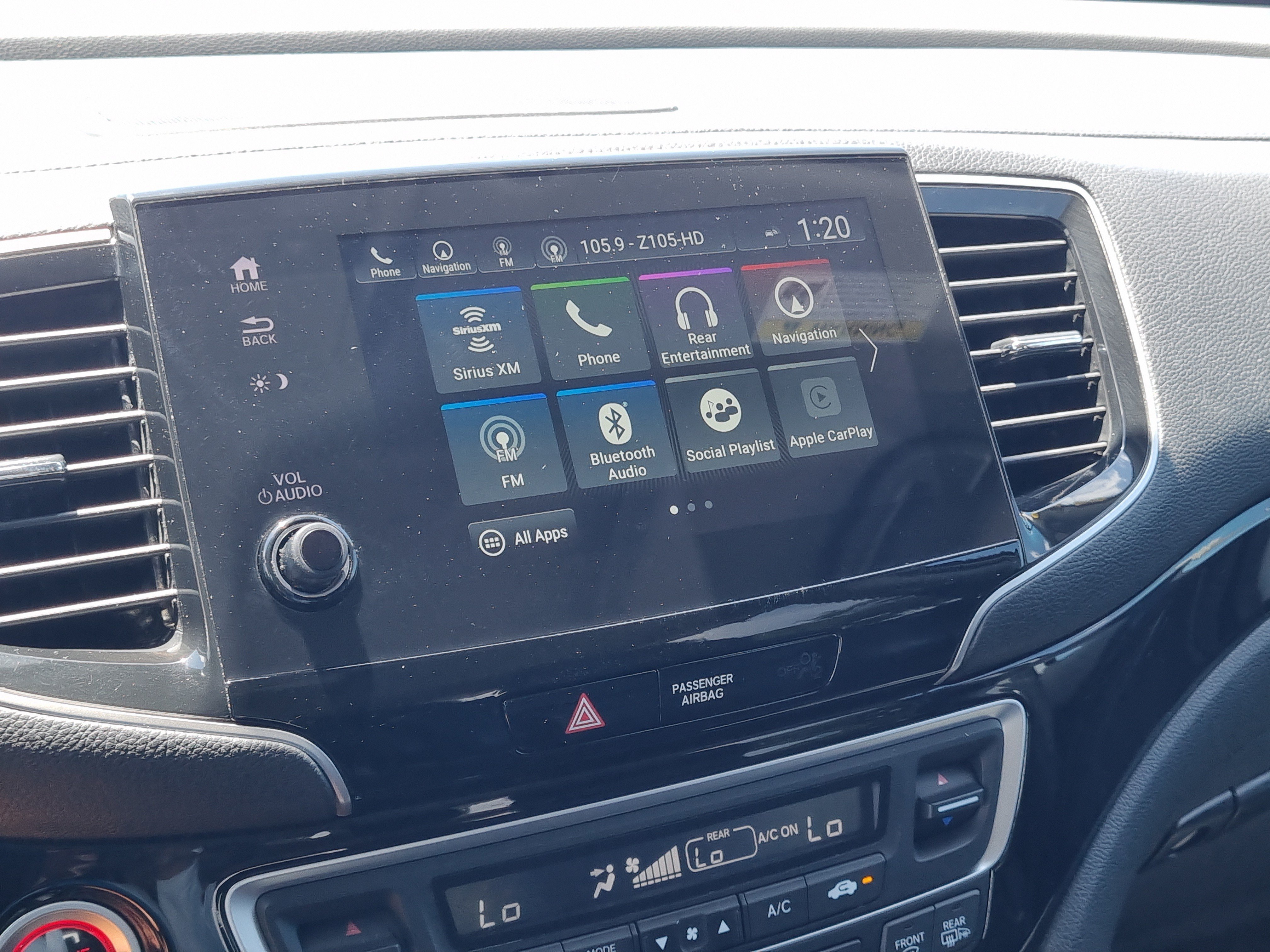 Used 2020 Honda Pilot Touring image 30
