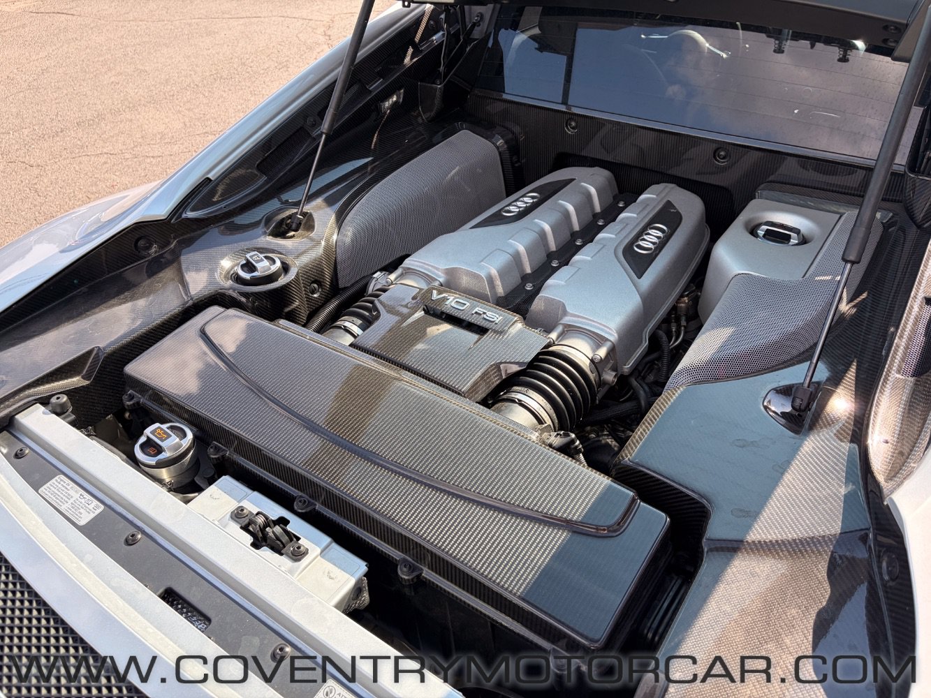 Used 2010 Audi R8 V10 AWD/4WD image 12