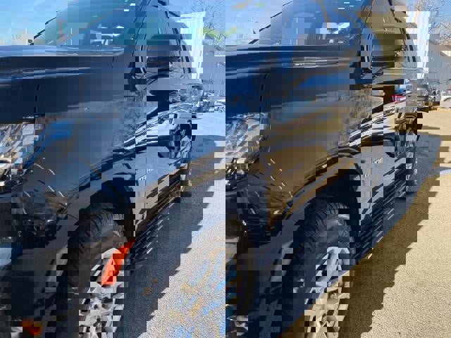 Used 2022 Chevrolet Tahoe LS image 5