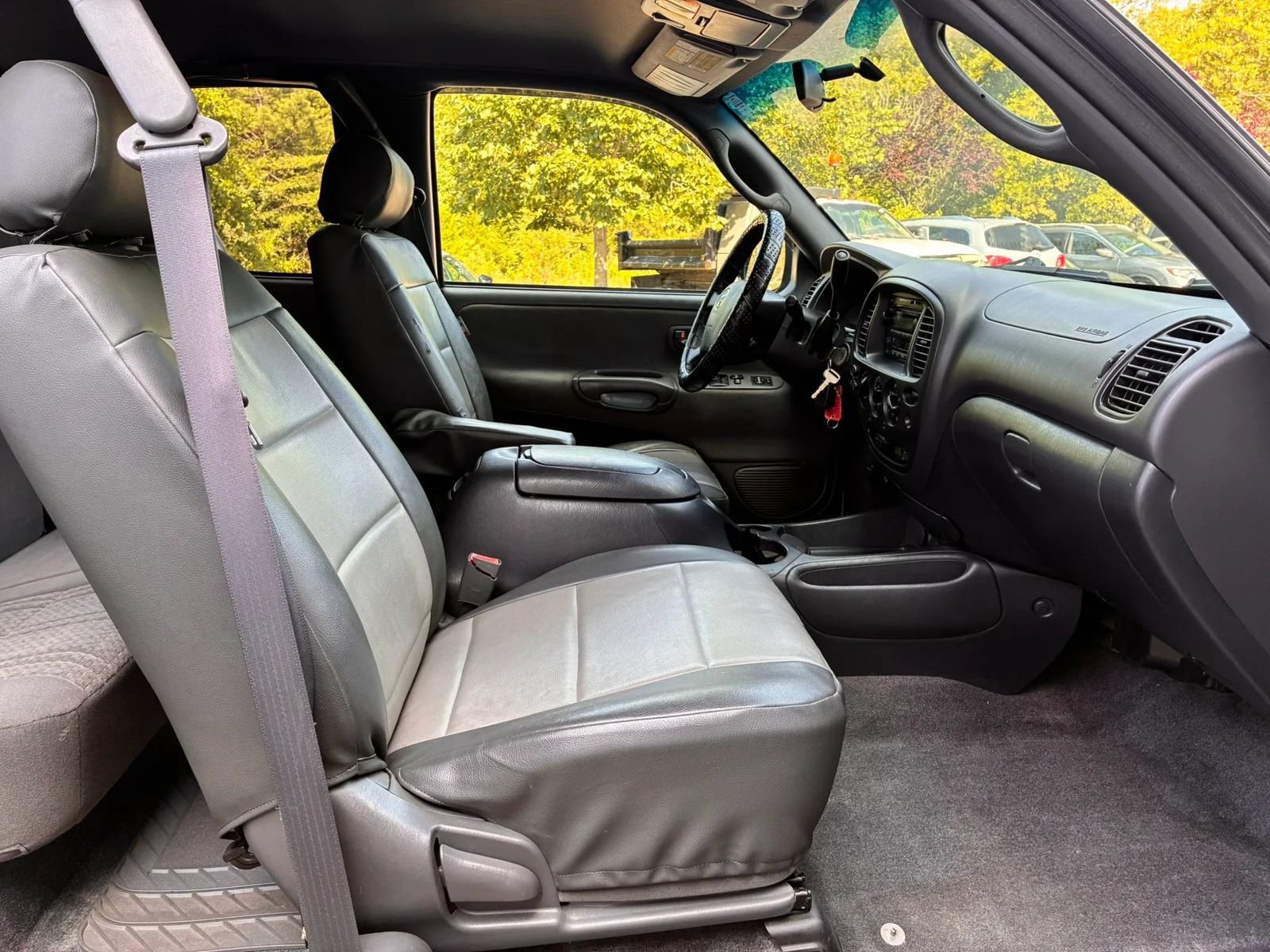 Used 2004 Toyota Tundra SR5 w/ SR5 Extra Value Pkg AWD/4WD image 29