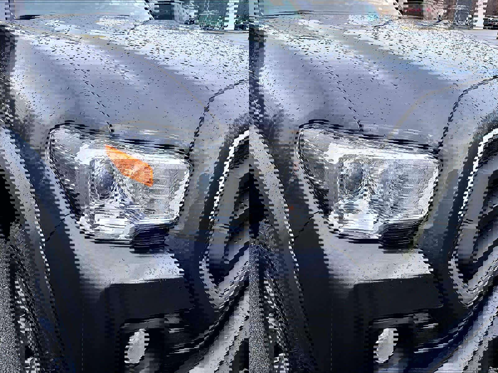 Used 2023 Toyota Tacoma SR5 AWD/4WD image 33