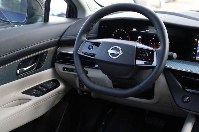 Used 2025 Nissan Murano SL AWD/4WD image 28