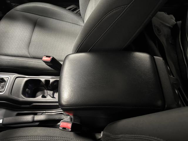 Used 2022 Jeep Gladiator Sport image 18