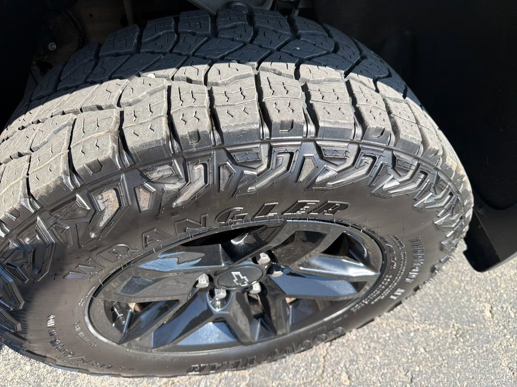 Used 2023 Chevrolet Silverado 1500 LT Trail Boss w/ LT Trail Boss Premium Package image 29