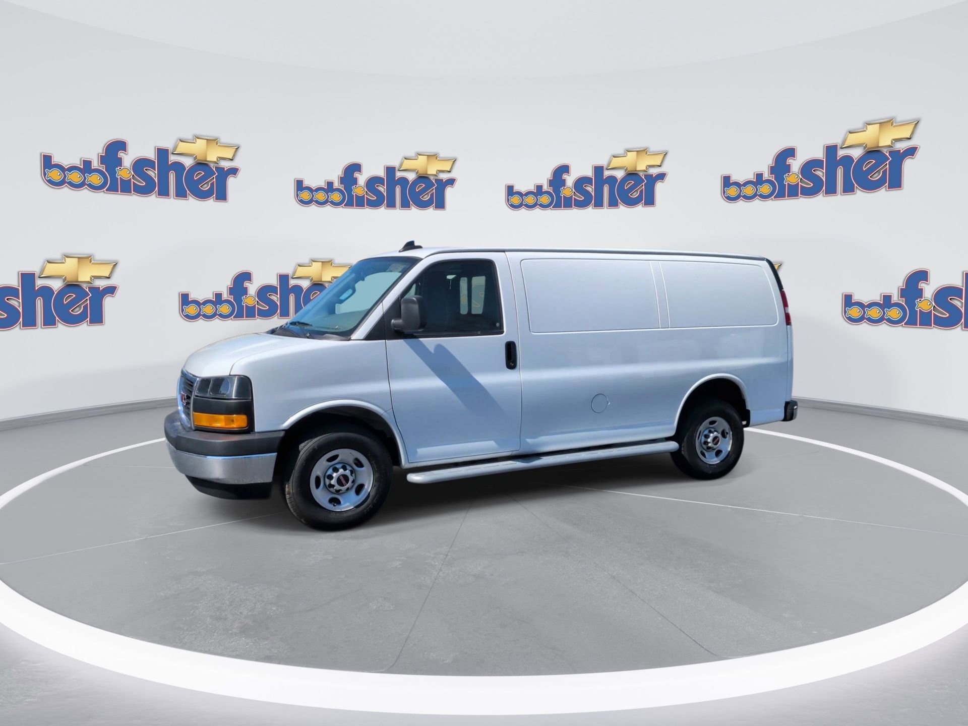 Used 2024 GMC Savana 2500 w/ Driver Convenience Package image 4