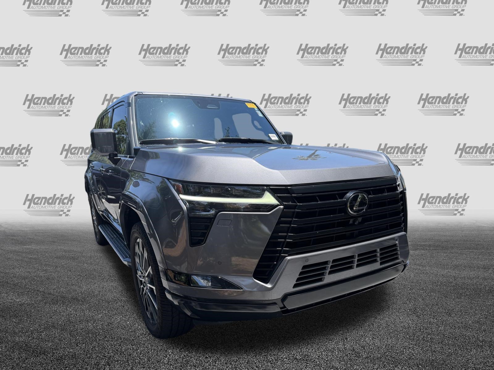 Used 2024 Lexus GX 550 w/ Accessory Package (Z1) AWD/4WD image 2