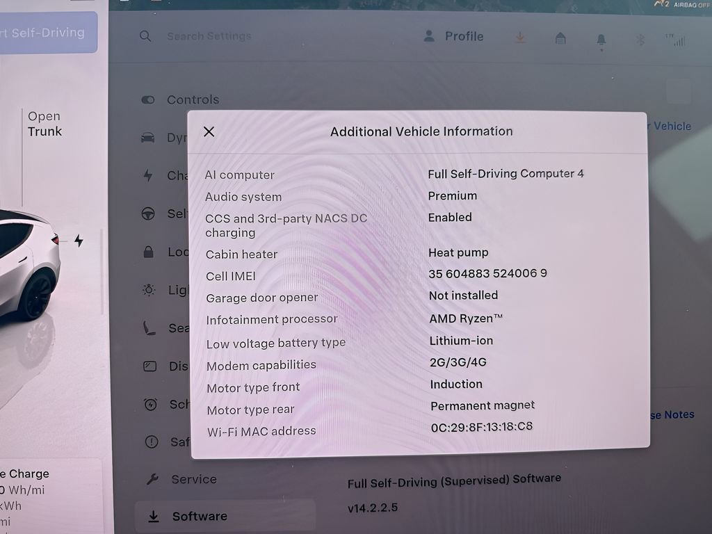 Used 2024 Tesla Model Y Long Range AWD/4WD image 25