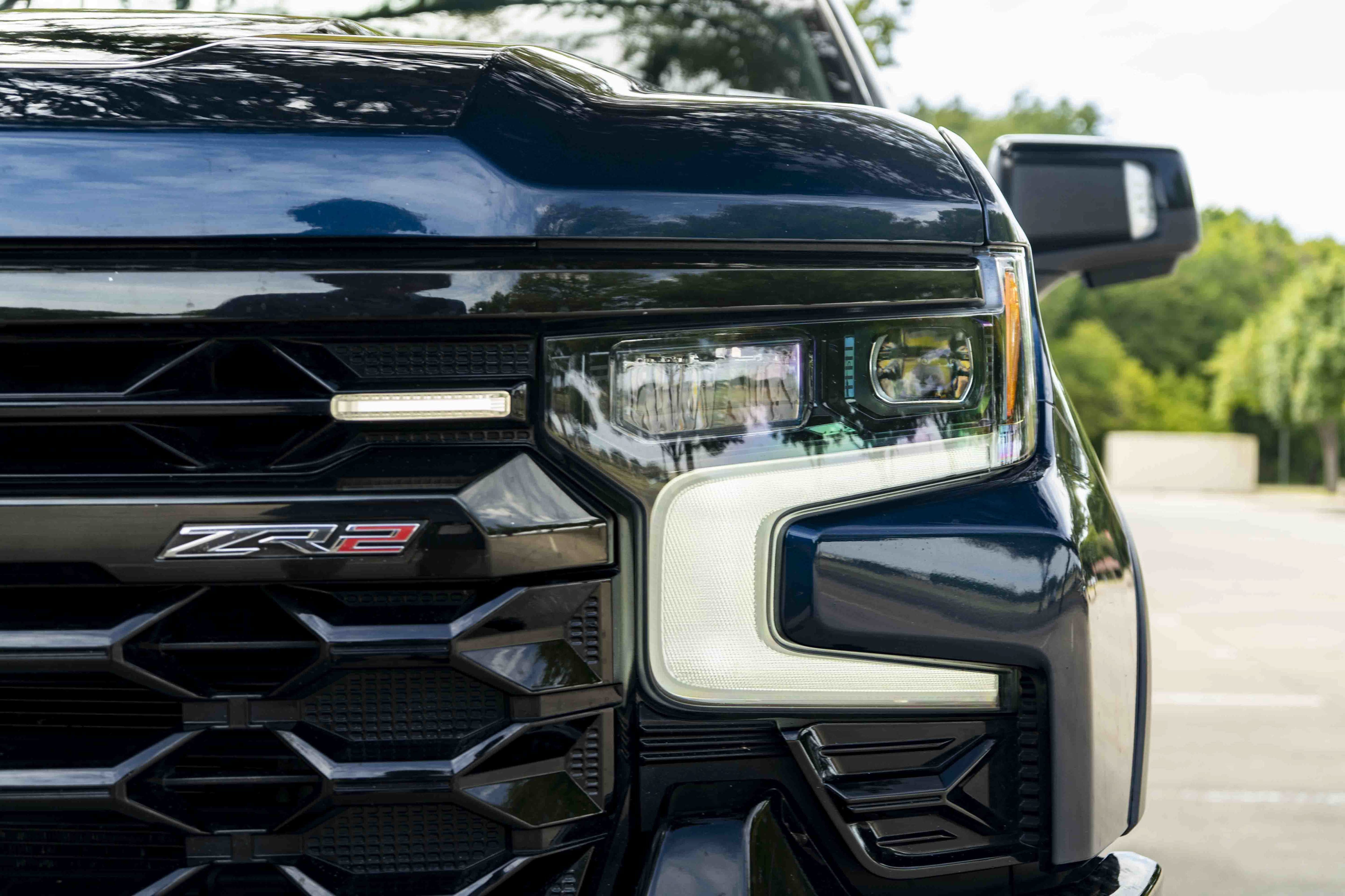 Used 2022 Chevrolet Silverado 1500 ZR2 w/ Technology Package AWD/4WD image 11