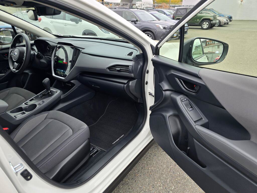 Certified 2025 Subaru Crosstrek 2.5i Premium AWD/4WD image 10