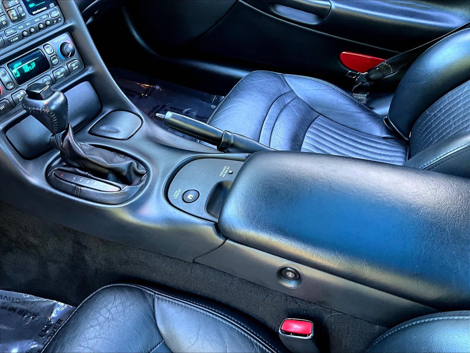 Used 2003 Chevrolet Corvette Coupe RWD image 13
