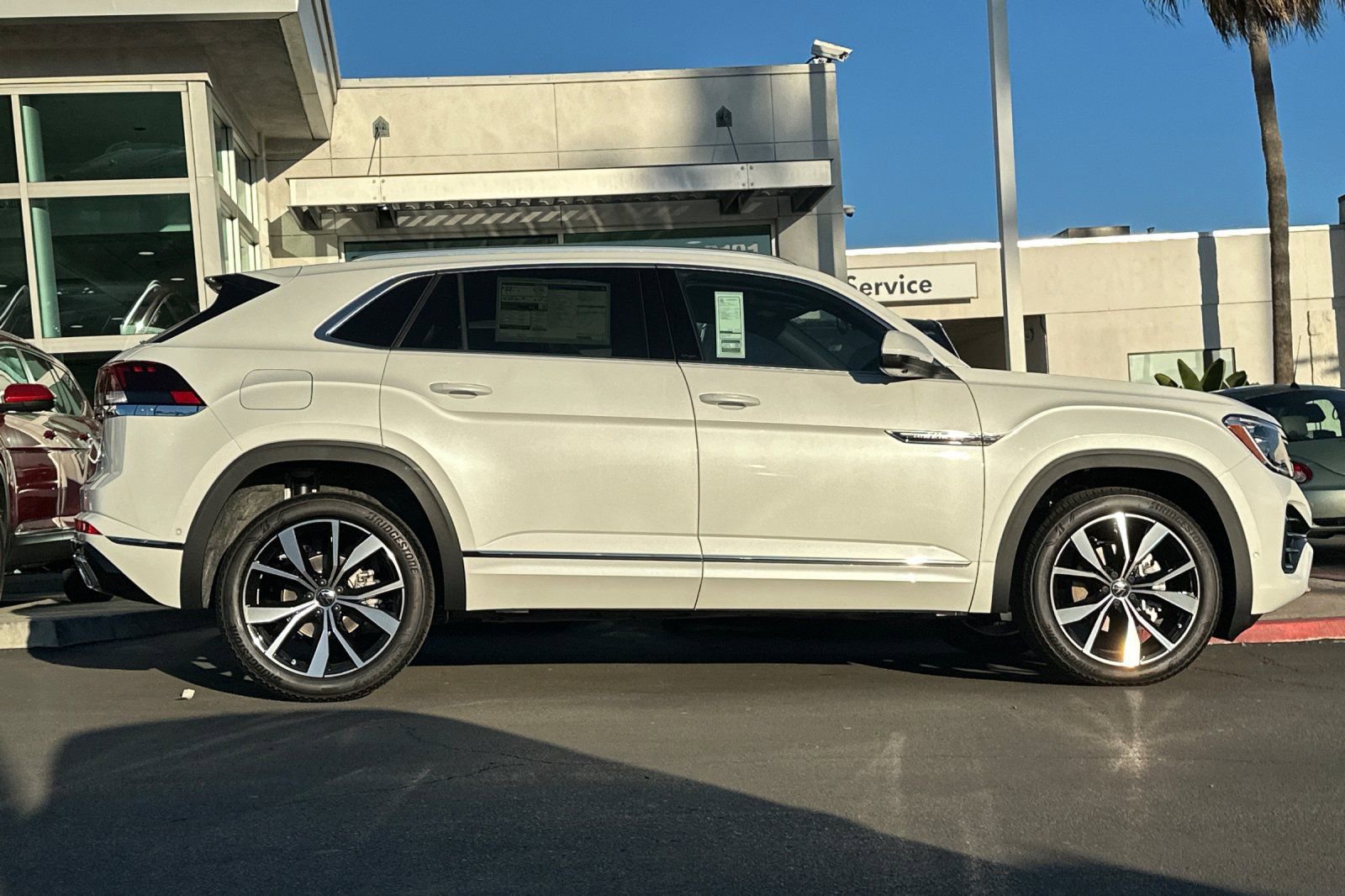 New 2026 Volkswagen Atlas Cross Sport SEL Premium R-Line image 4