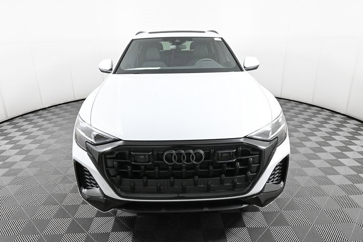 New 2025 Audi Q8 Premium image 2