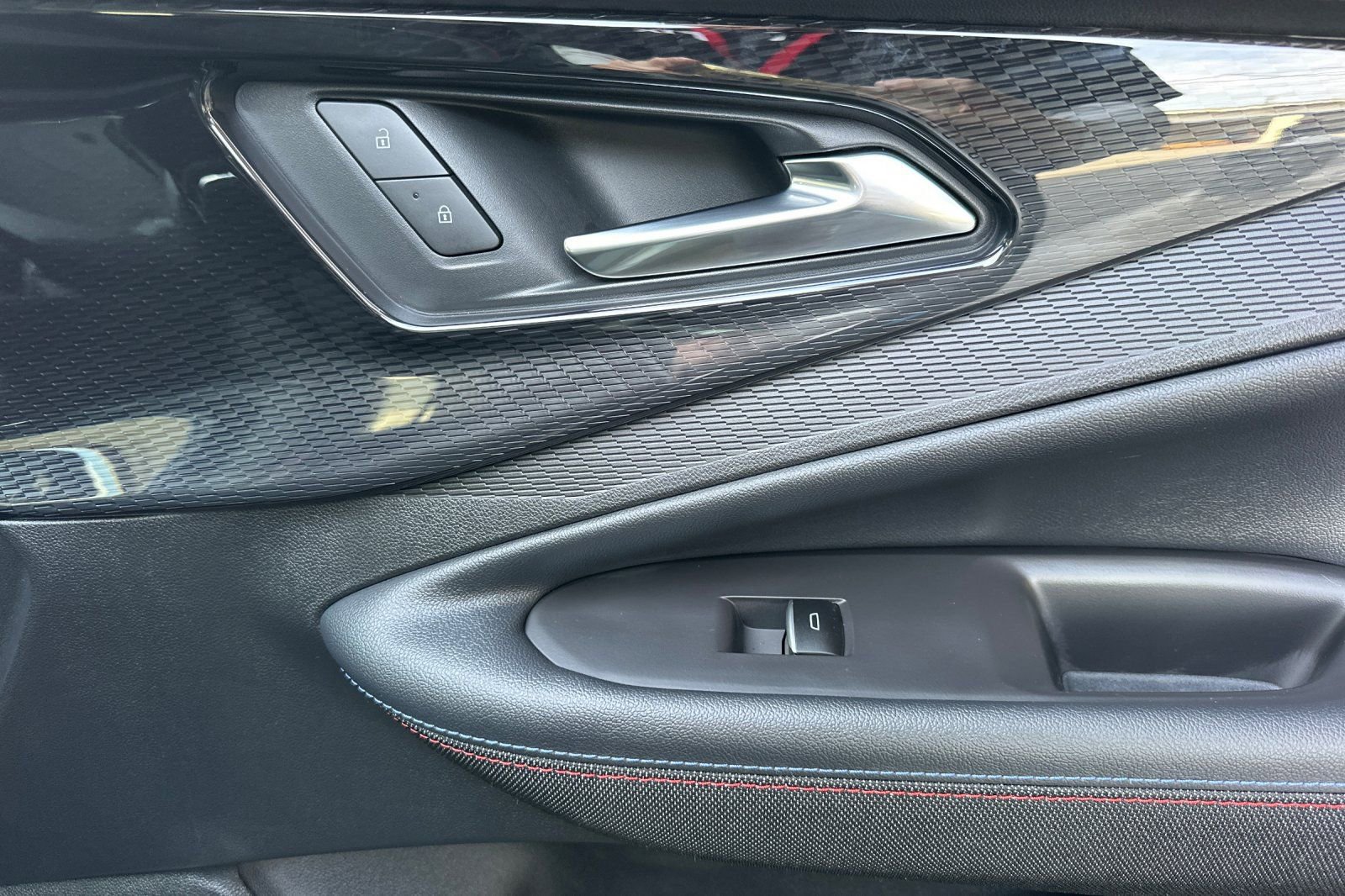 Used 2025 Chevrolet Blazer EV RS image 22