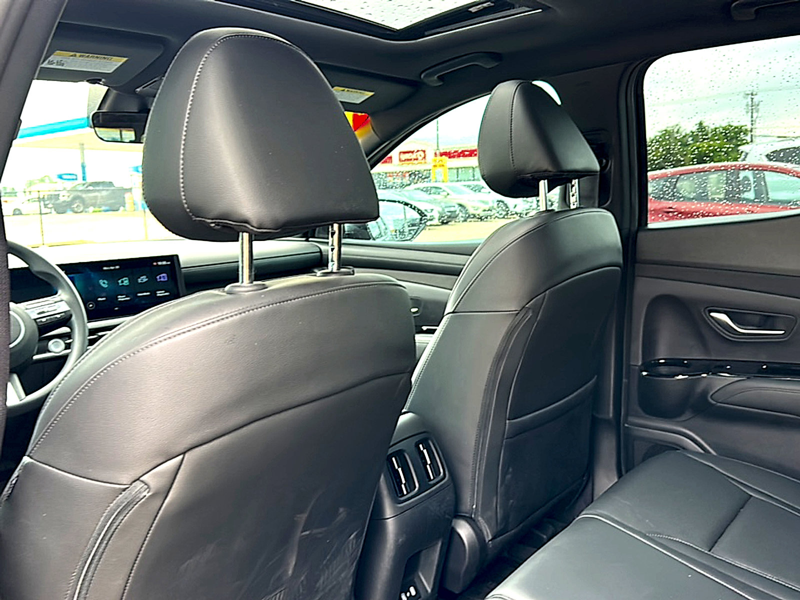 Used 2025 Hyundai Santa Cruz SEL FWD image 17