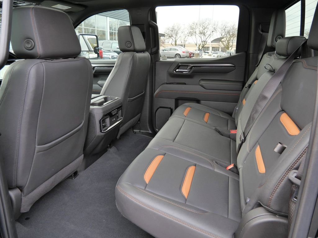 Used 2023 GMC Sierra 1500 AT4 w/ Technology Package image 13