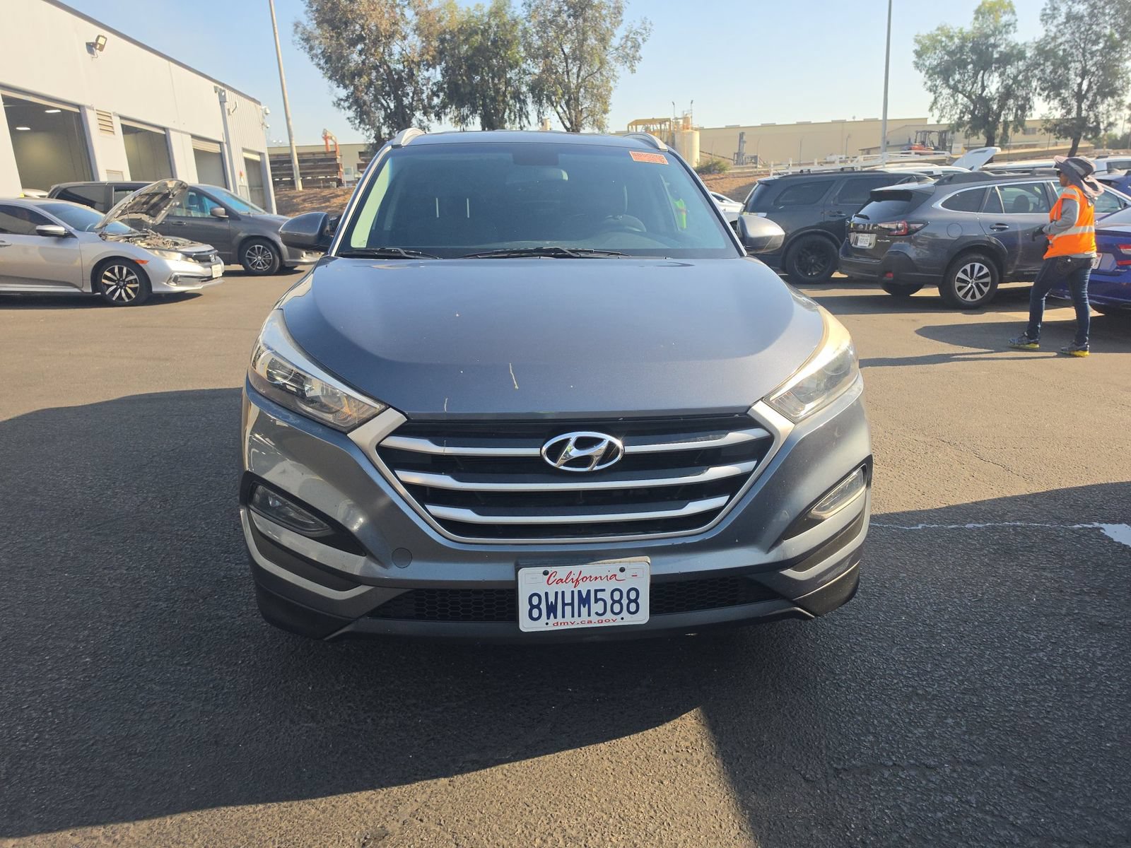 Used 2017 Hyundai Tucson SE w/ SE Popular Package 02 FWD image 2