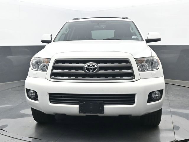 Used 2013 Toyota Sequoia SR5 w/ Sport Appearance Pkg image 5