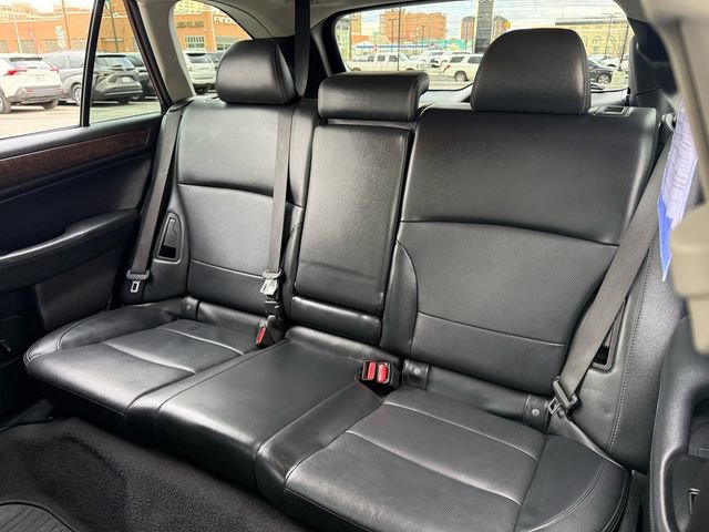 Used 2017 Subaru Outback 2.5i Limited image 32