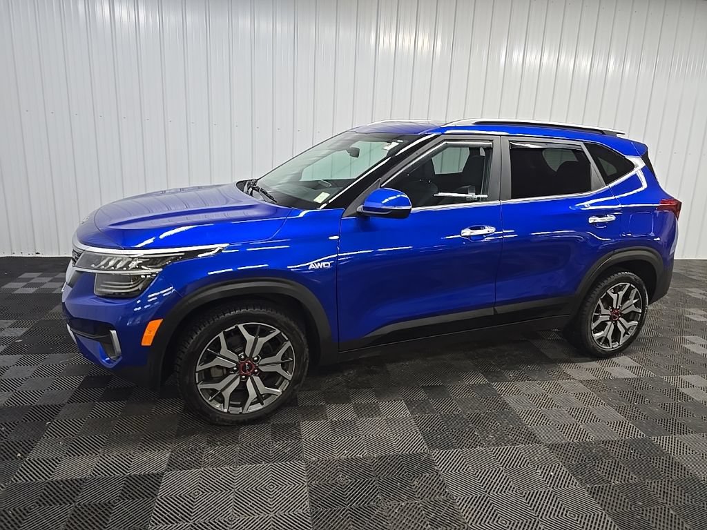 Used 2022 Kia Seltos SX w/ Sunroof Package AWD/4WD image 6