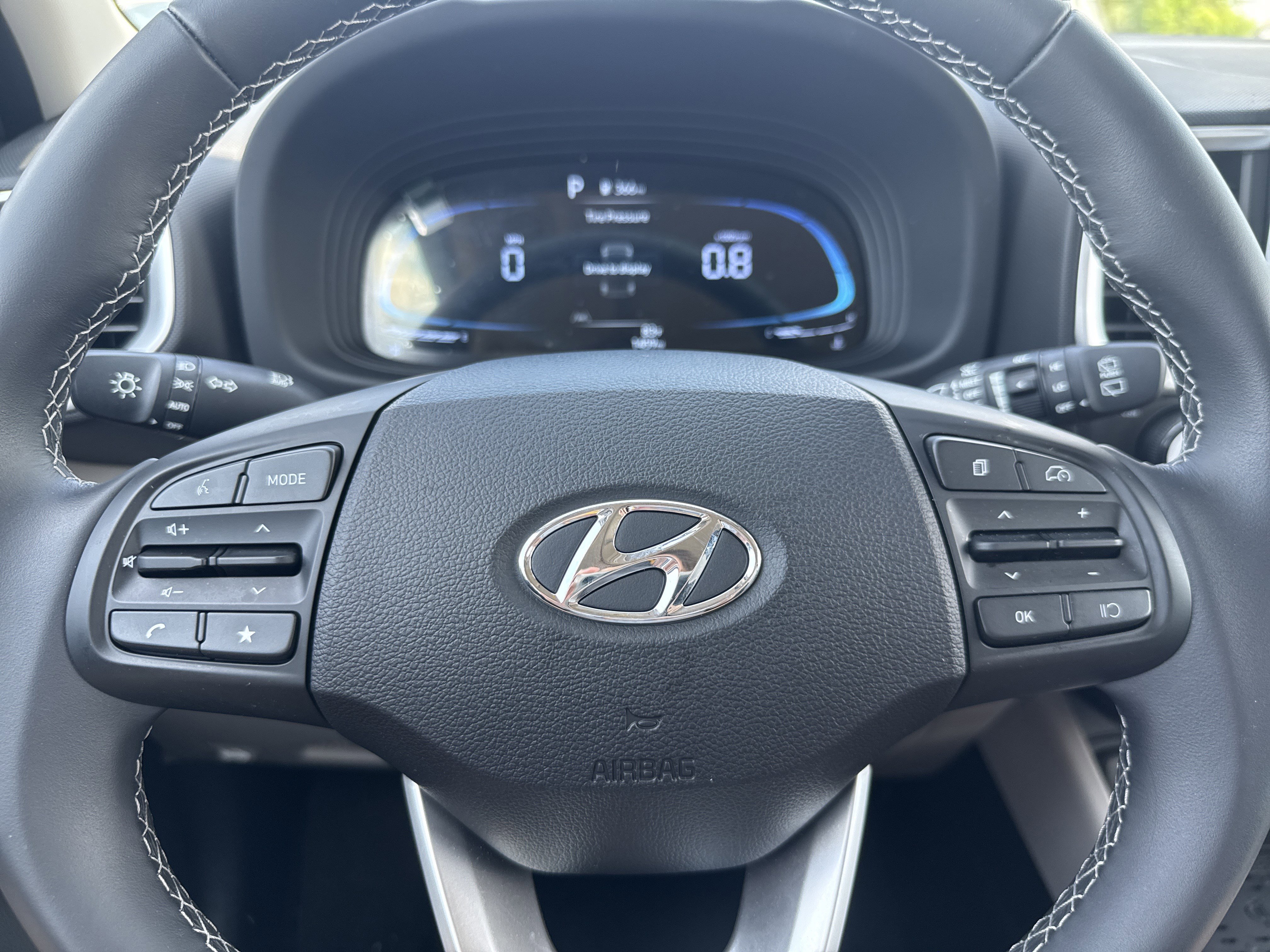 Certified 2026 Hyundai Venue SEL FWD image 10