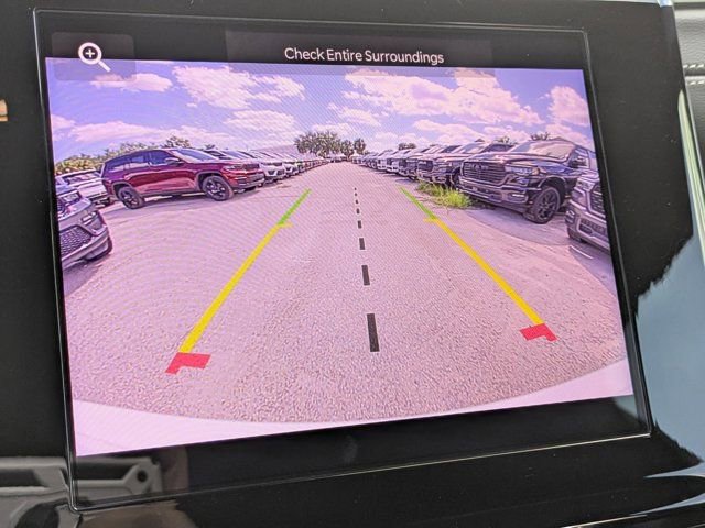 New 2025 Jeep Grand Cherokee Altitude AWD/4WD image 19