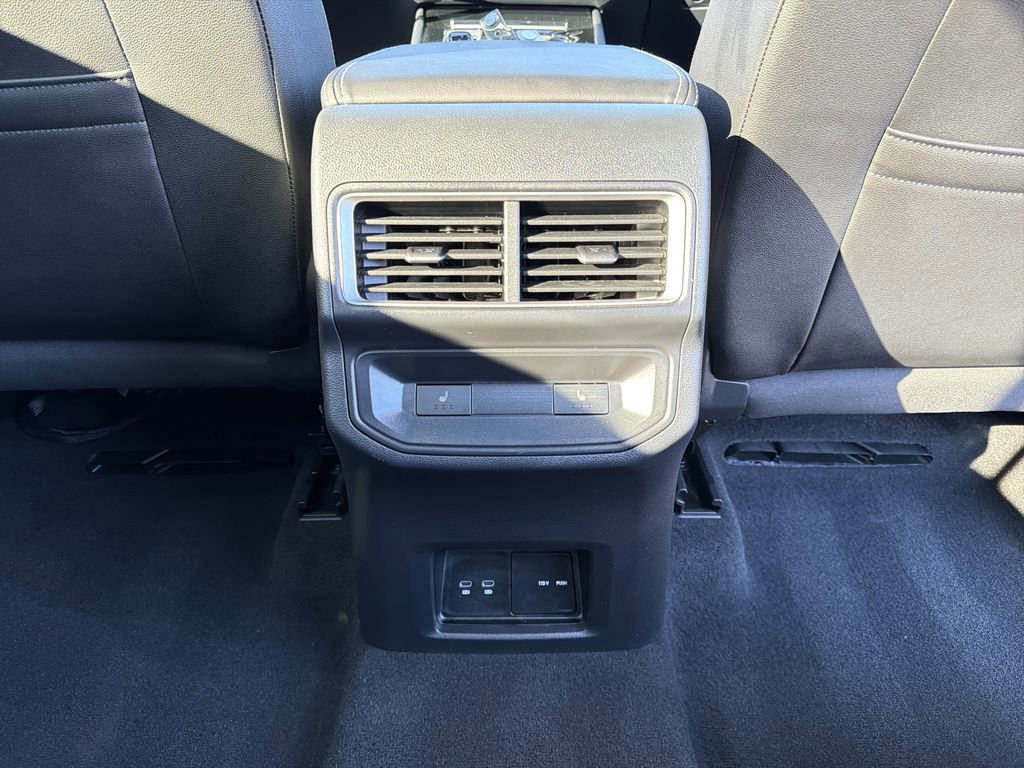 Used 2025 Volkswagen Atlas Cross Sport SEL Premium R-Line image 23