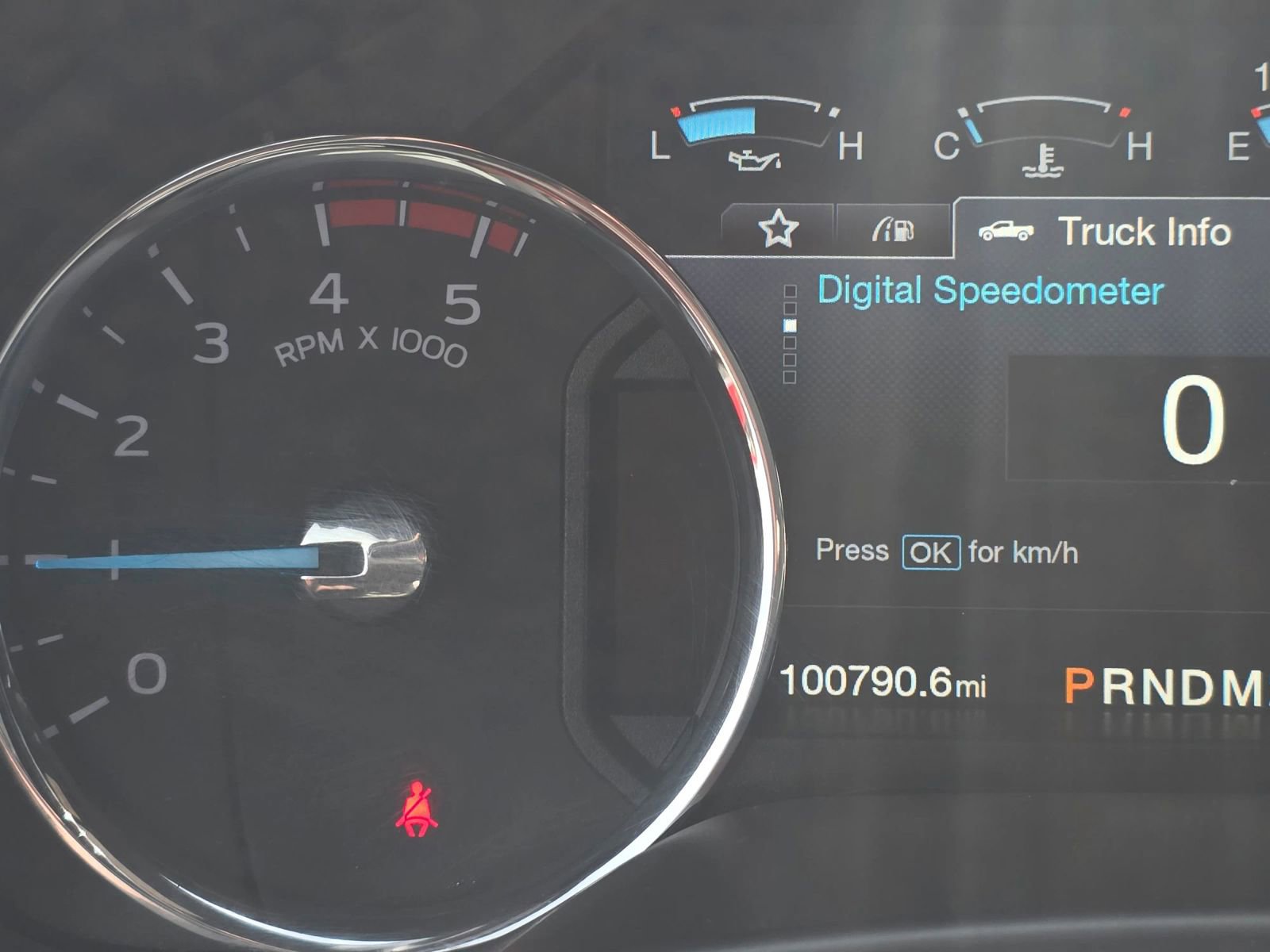 Used 2018 Ford F250 Platinum w/ Platinum Ultimate Package AWD/4WD image 17