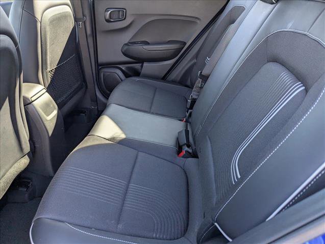 Used 2023 Hyundai Venue Limited image 21