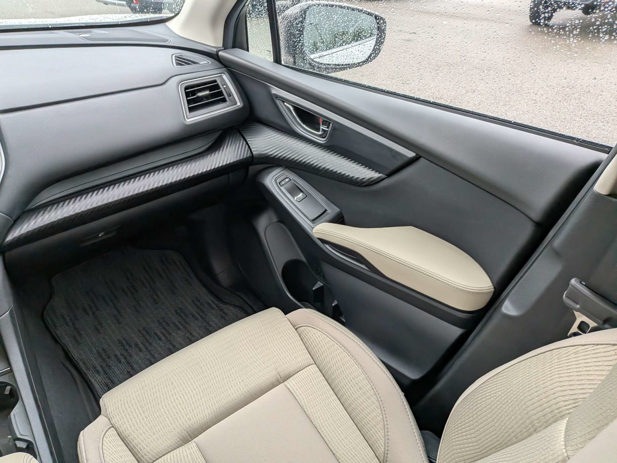 Certified 2025 Subaru Ascent Premium w/ Premium Package AWD/4WD image 17