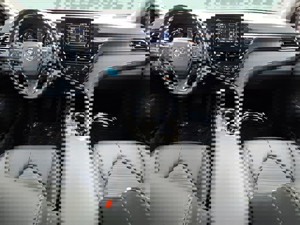 Certified 2023 Toyota Camry SE image 11