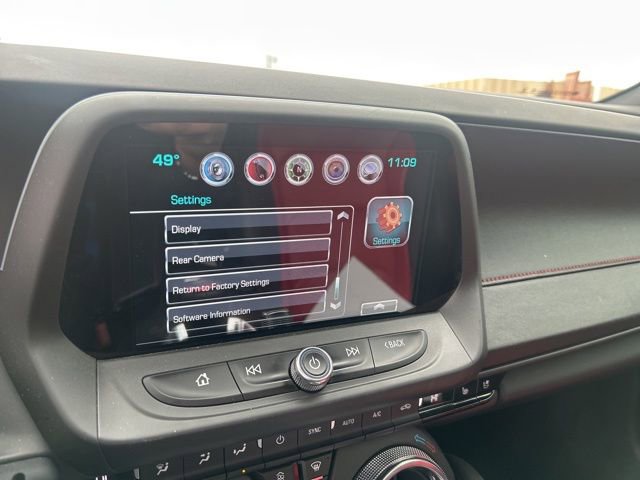 Used 2016 Chevrolet Camaro SS RWD image 28